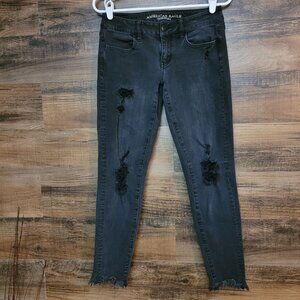 American Eagle Jeans 4 R Jegging Super Low Rise Super Stretch X Raw Hem